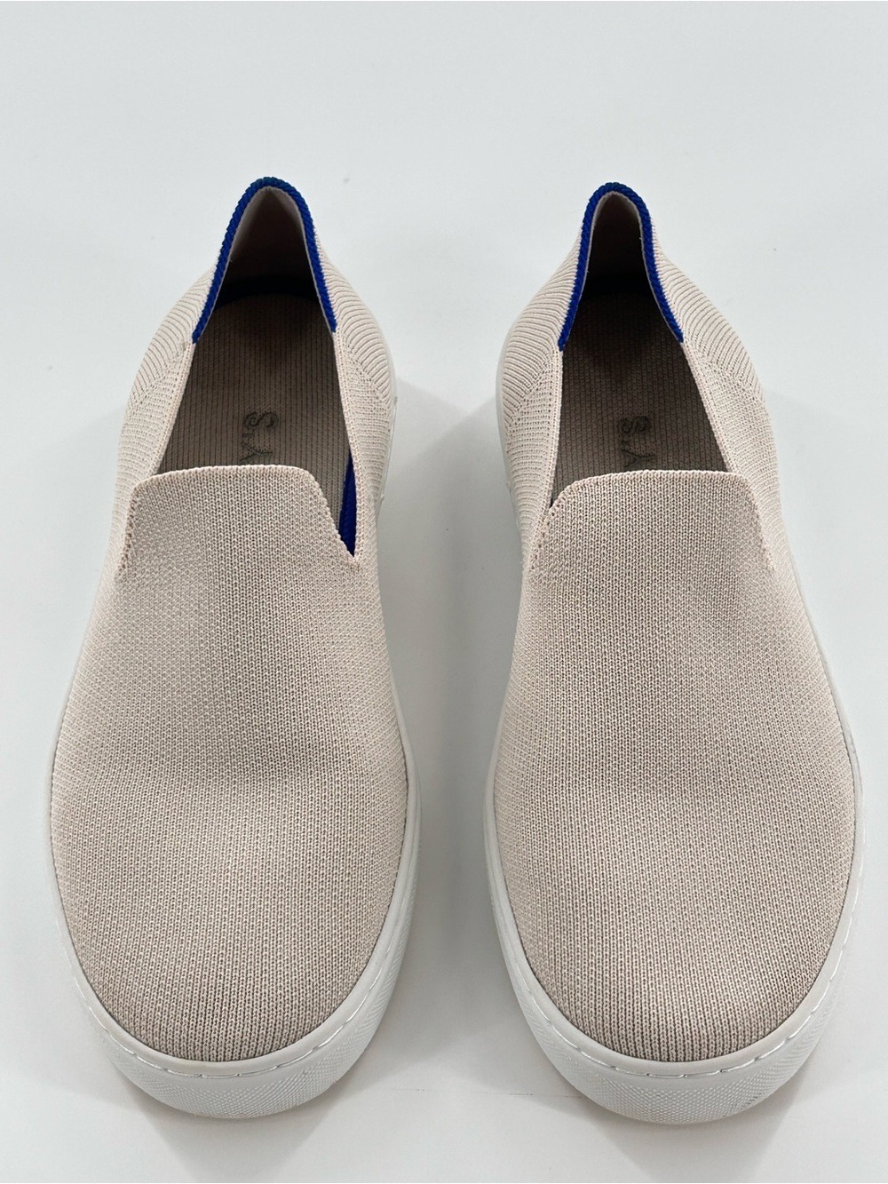 Rothy's The Original Knit Slip On Sneaker Sand Beige Size 8.5 - Picture 2 of 9